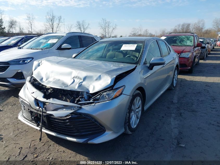 2018 TOYOTA CAMRY L/LE/XLE/SE/XSE - 4T1B11HK4JU100982