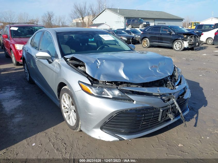 2018 TOYOTA CAMRY L/LE/XLE/SE/XSE - 4T1B11HK4JU100982