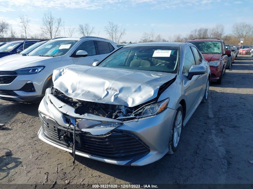 2018 TOYOTA CAMRY L/LE/XLE/SE/XSE - 4T1B11HK4JU100982