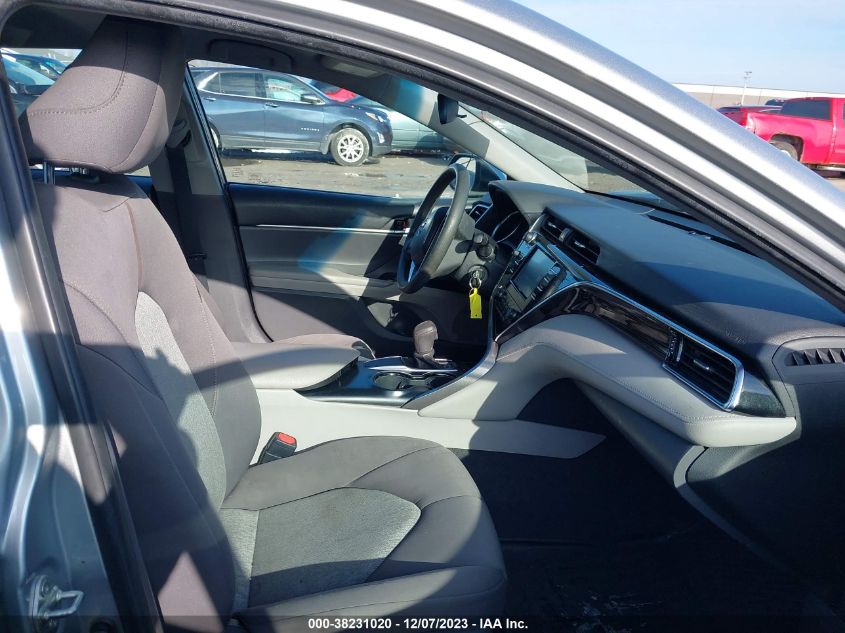 2018 TOYOTA CAMRY L/LE/XLE/SE/XSE - 4T1B11HK4JU100982