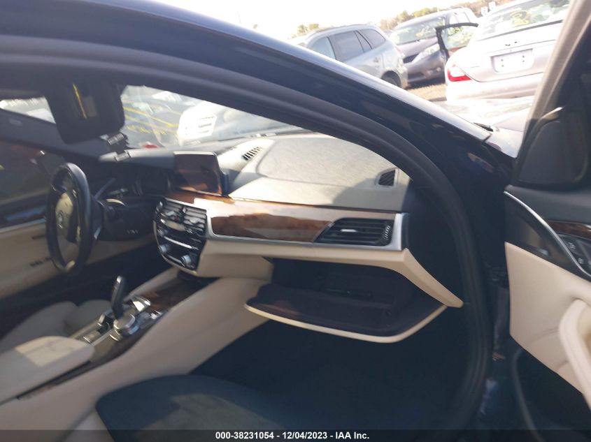 2019 BMW 530I XDRIVE WBAJA7C59KWW37824
