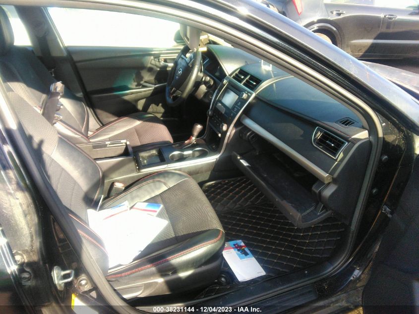 2017 TOYOTA CAMRY SE - 4T1BF1FK0HU727032