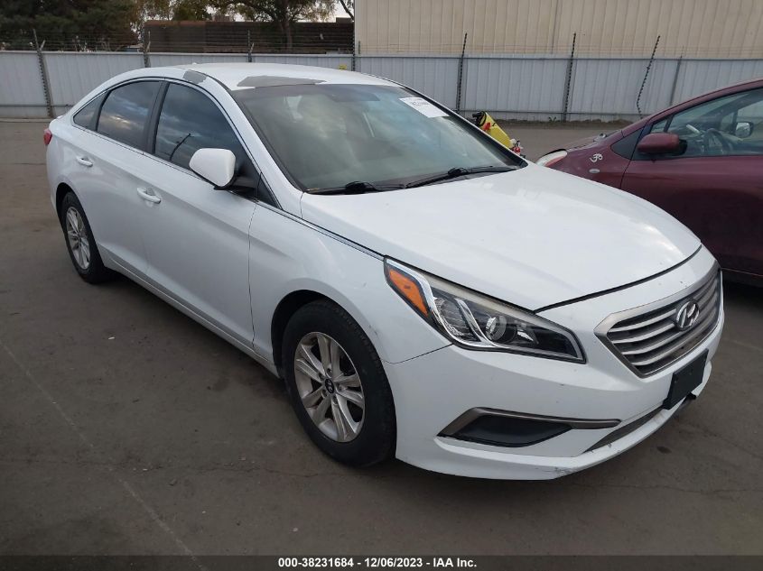 2016 HYUNDAI SONATA 2.4L SE - 5NPE24AF5GH316968