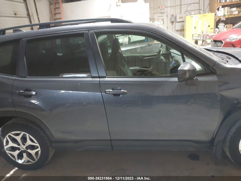 2021 SUBARU FORESTER PREMIUM - JF2SKAJC9MH517789