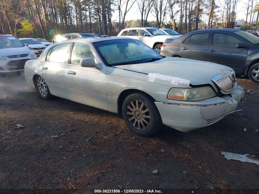 2007 LINCOLN TOWN CAR
