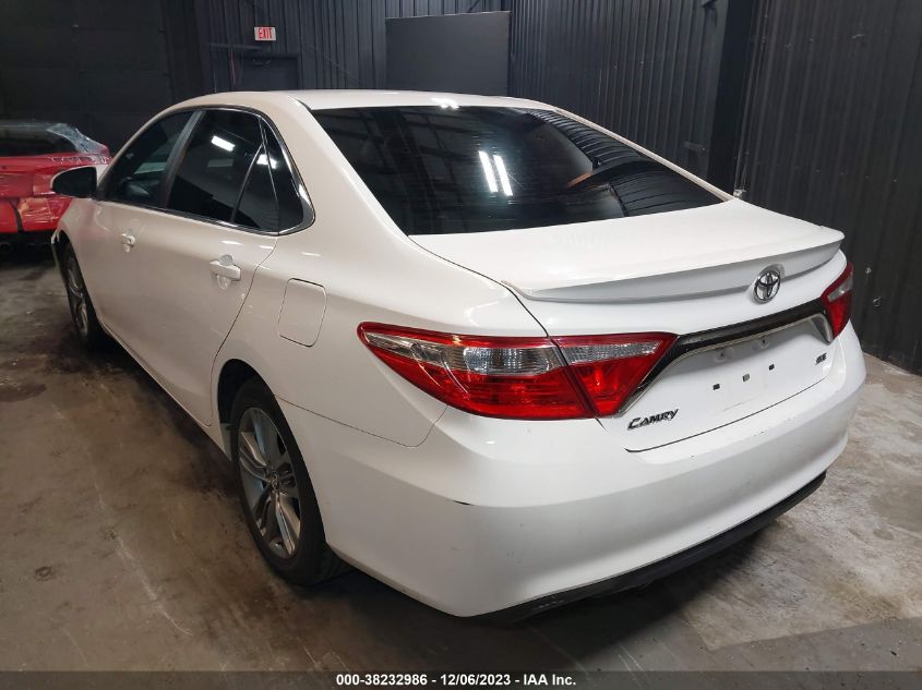 2015 TOYOTA CAMRY LE/XLE/SE/XSE - 4T1BF1FKXFU912377