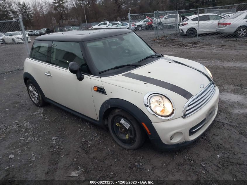 2013 MINI HARDTOP COOPER - WMWSU3C56DT690537