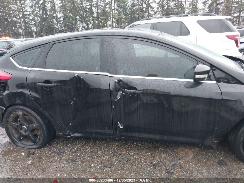 2015 FORD FOCUS TITANIUM - 1FADP3N28FL281695