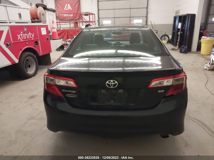 2014 TOYOTA CAMRY SE - 4T1BF1FK3EU301136