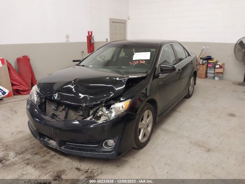 2014 TOYOTA CAMRY SE - 4T1BF1FK3EU301136
