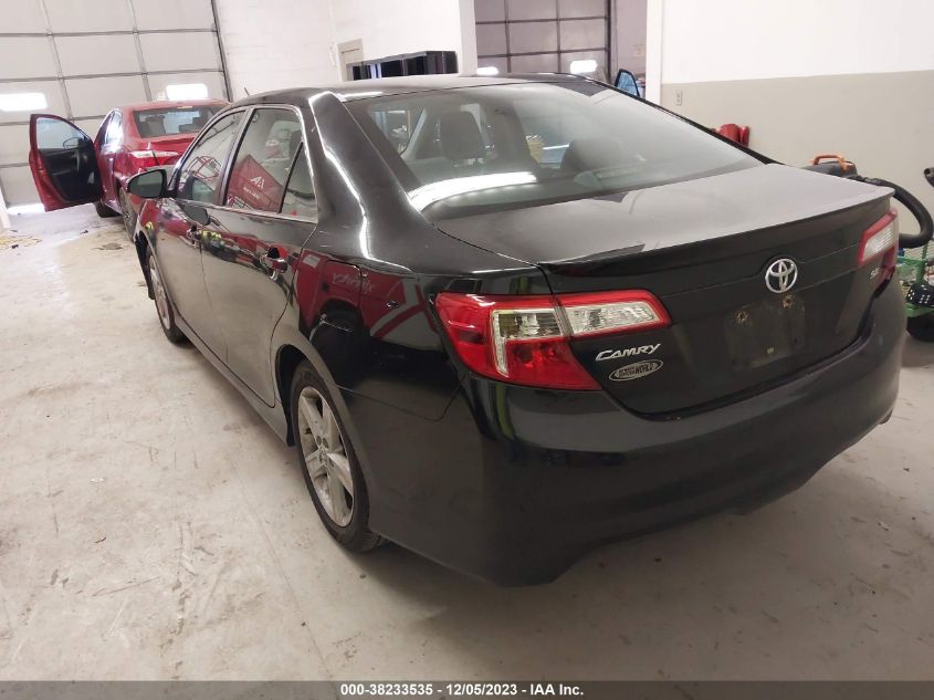 2014 TOYOTA CAMRY SE - 4T1BF1FK3EU301136
