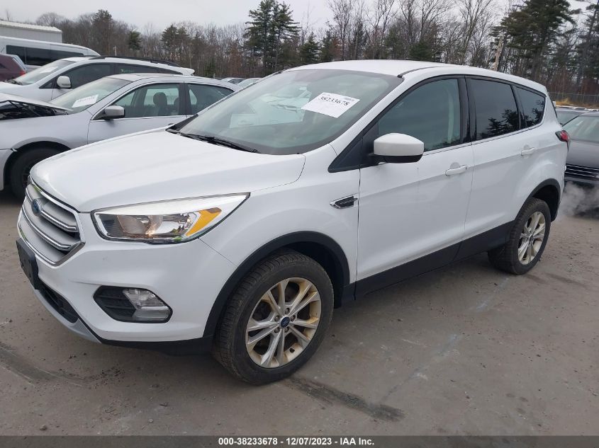 2017 FORD ESCAPE SE - 1FMCU9G91HUD55673