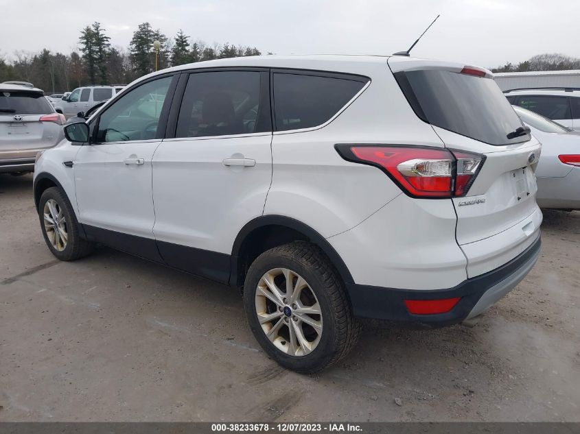 2017 FORD ESCAPE SE - 1FMCU9G91HUD55673