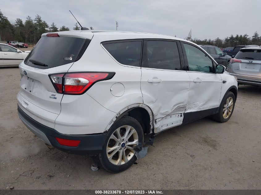 2017 FORD ESCAPE SE - 1FMCU9G91HUD55673