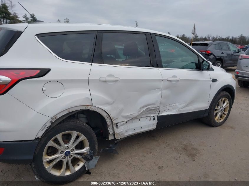 2017 FORD ESCAPE SE - 1FMCU9G91HUD55673