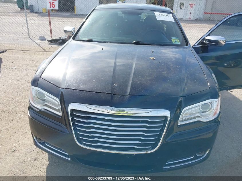 2013 CHRYSLER 300C 2C3CCAEG8DH618902