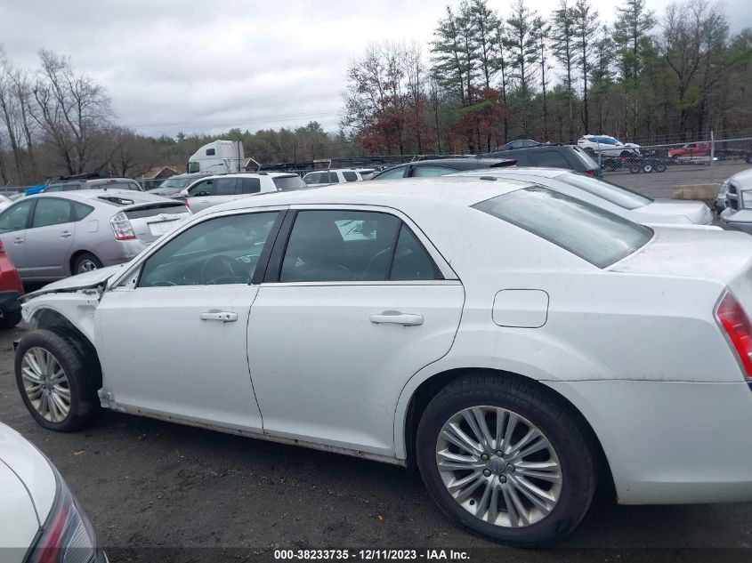2013 CHRYSLER 300 - 2C3CCARG4DH619118