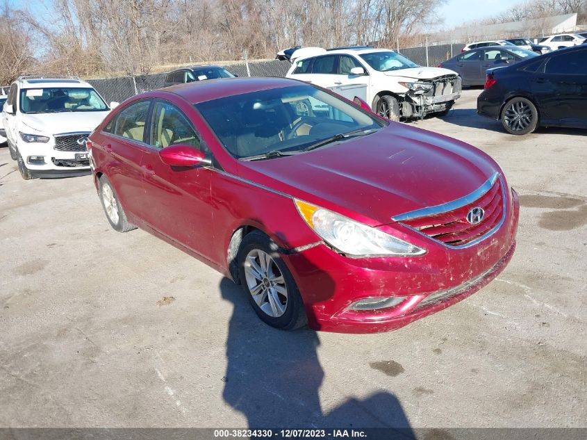 2013 HYUNDAI SONATA GLS - 5NPEB4AC7DH648010