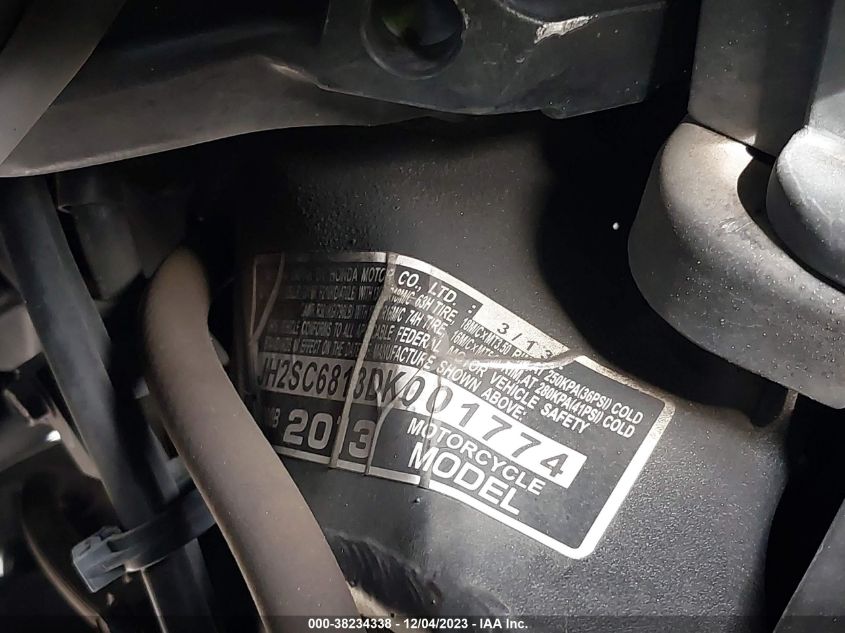 2013 HONDA GL1800 B JH2SC6813DK001774