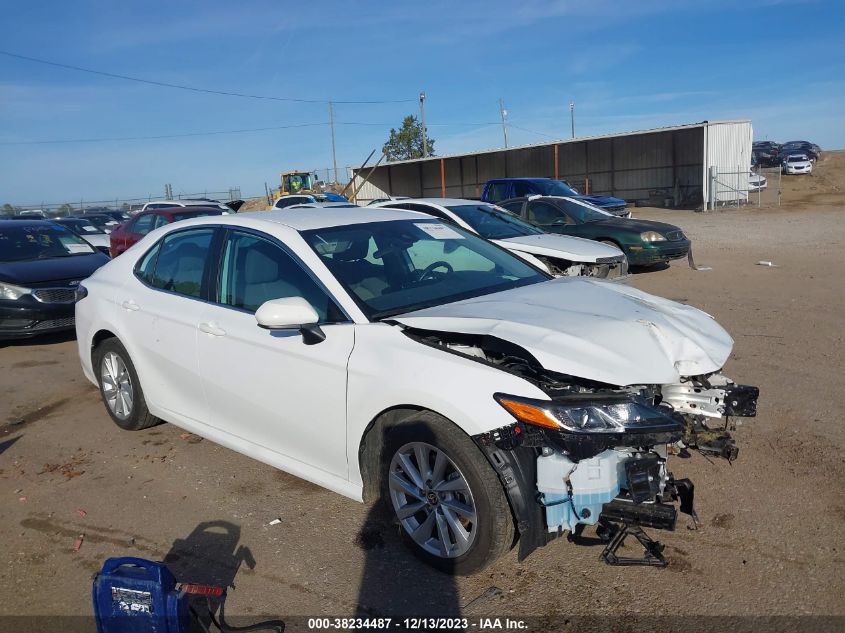 2022 TOYOTA CAMRY LE - 4T1C11AK3NU698549