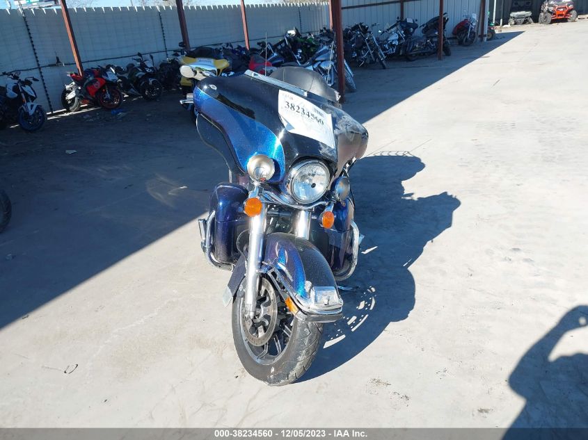 2010 HARLEY-DAVIDSON FLHTK - 1HD1KEM11AB654167