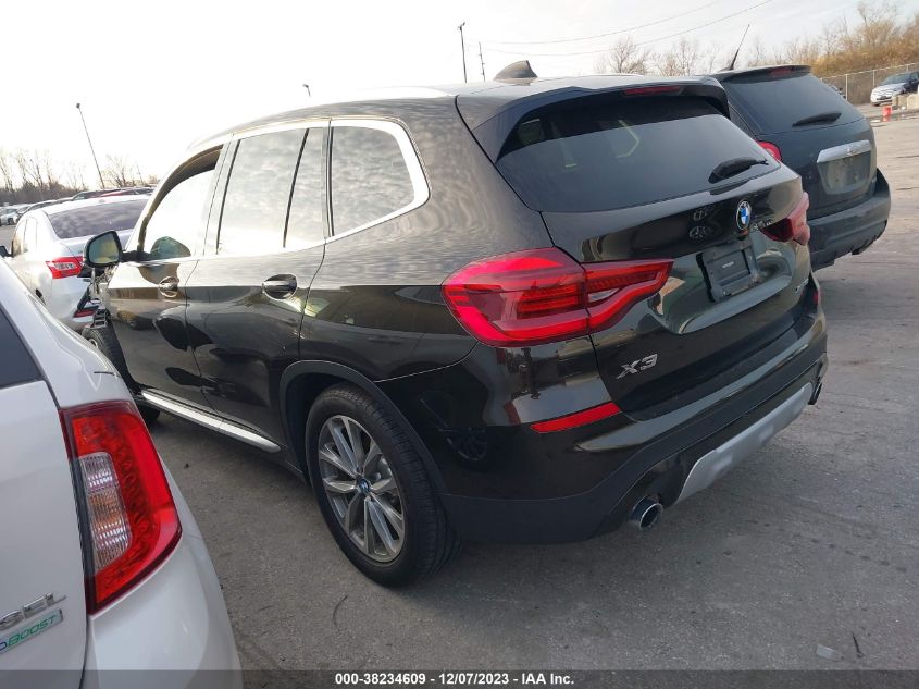 5UXTR9C58KLE14760 2019 BMW X3, photo no. 3