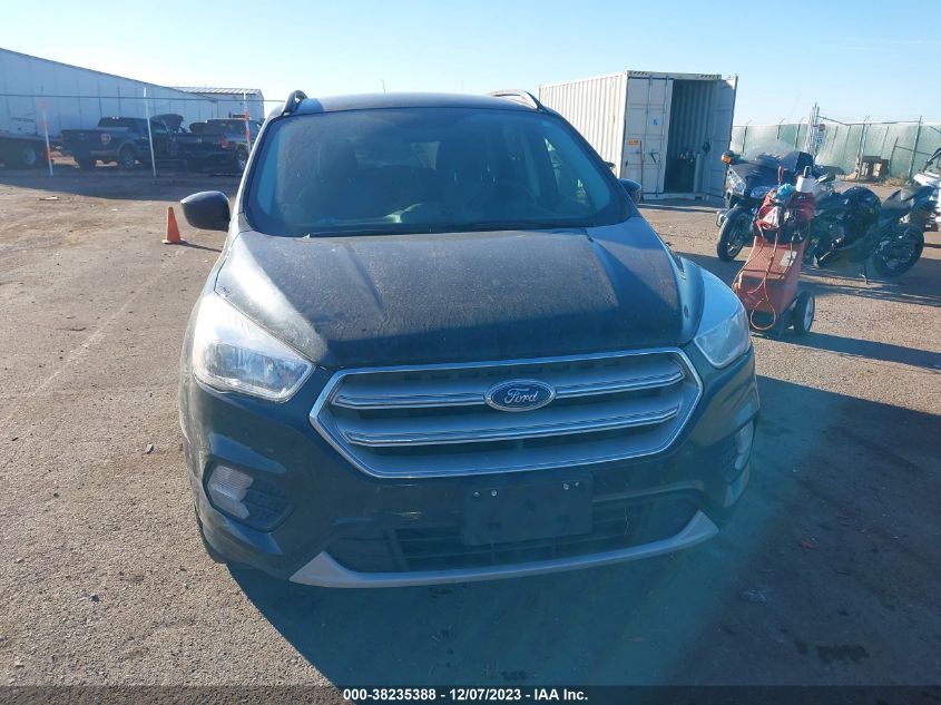 2018 FORD ESCAPE SE - 1FMCU9GD1JUB75524