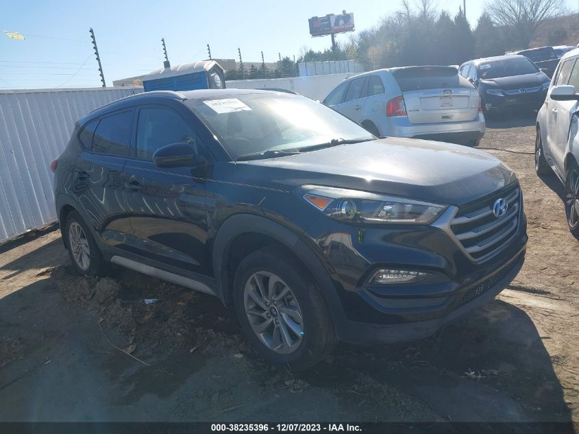 2017 HYUNDAI TUCSON LIMITED/SPORT AND ECO/SE - KM8J33A43HU556429