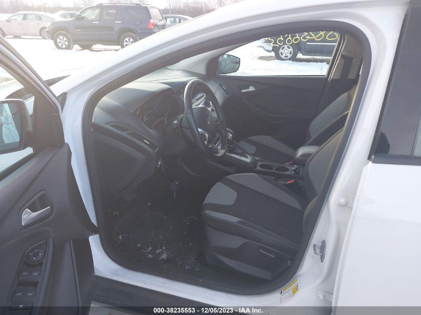 2014 FORD FOCUS SE - 1FADP3K23EL259400