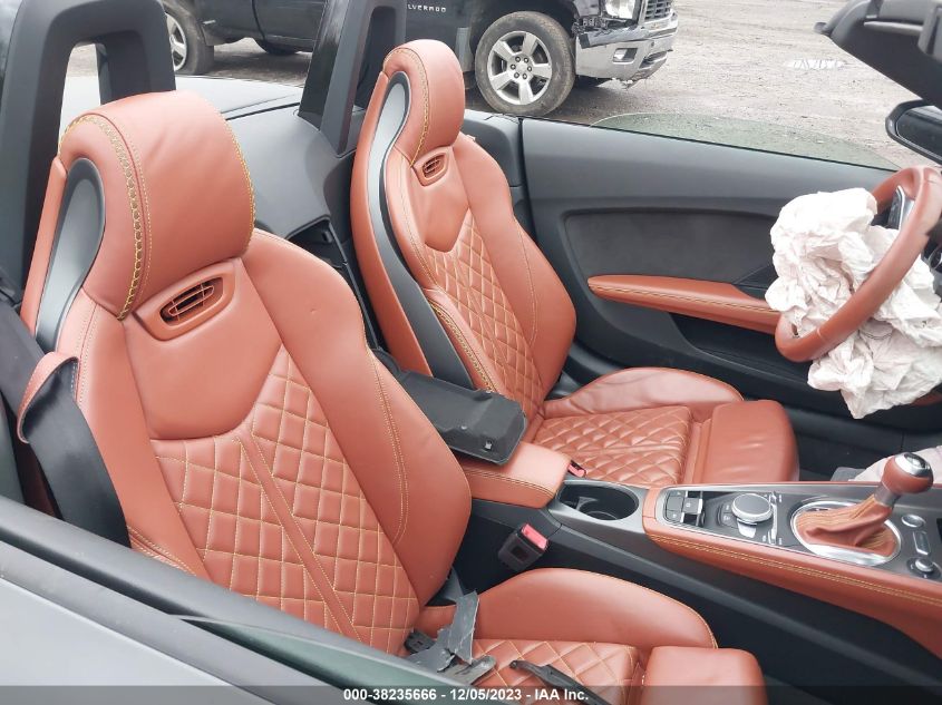 VIN: TRUTECFV2K1002628 2019 AUDI TT 45