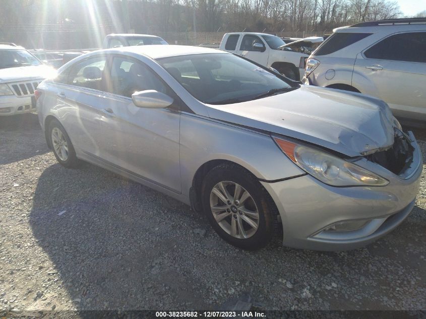 2013 HYUNDAI SONATA GLS - 5NPEB4AC6DH687588