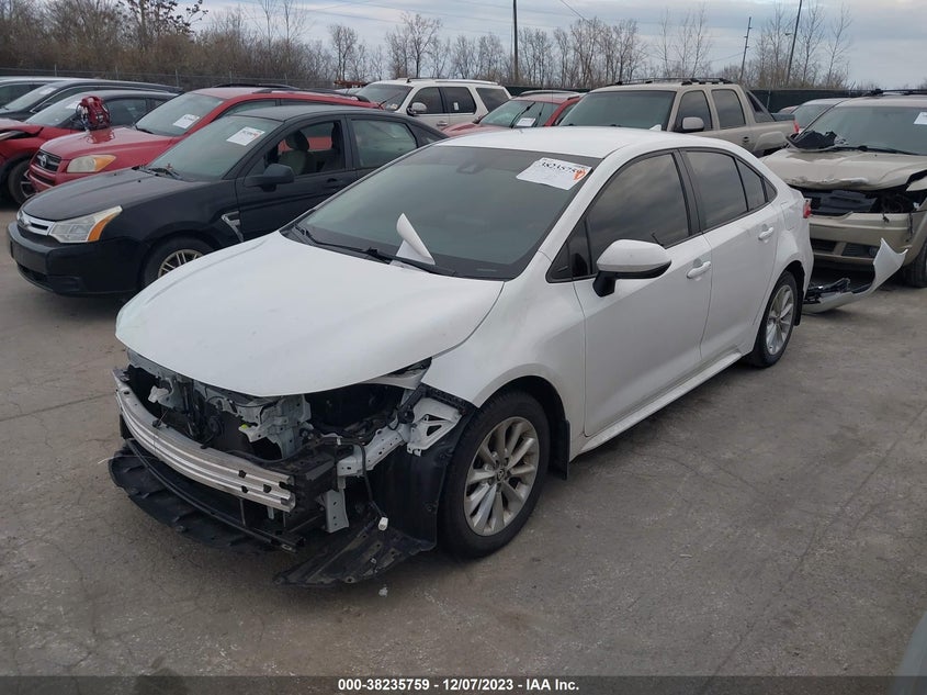 VIN 5YFVPRAE2LP102068 2020 TOYOTA COROLLA LE