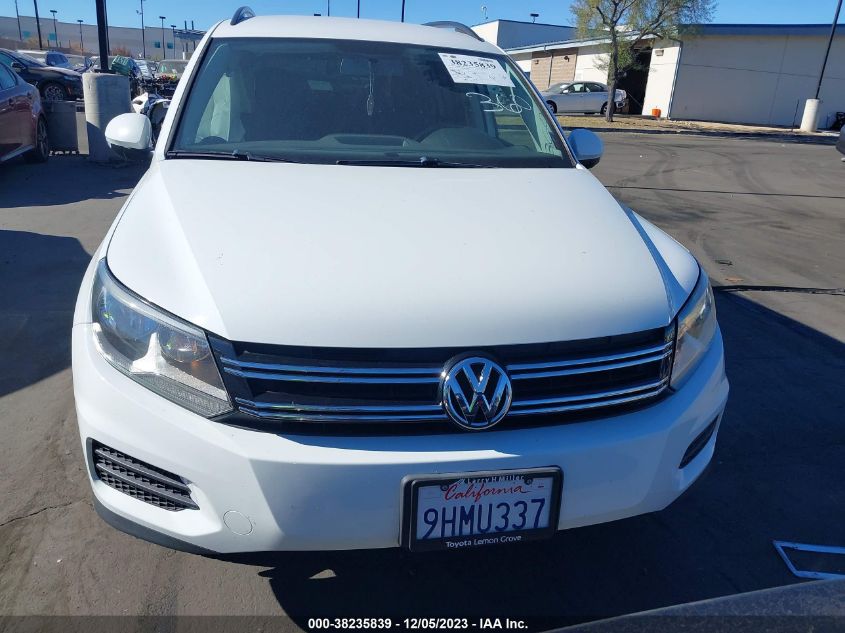 2015 VOLKSWAGEN TIGUAN S - WVGAV7AX7FW592914