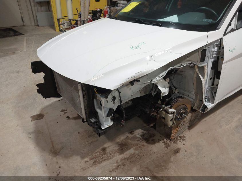 2023 HYUNDAI ELANTRA LIMITED - 5NPLP4AG9PH109078