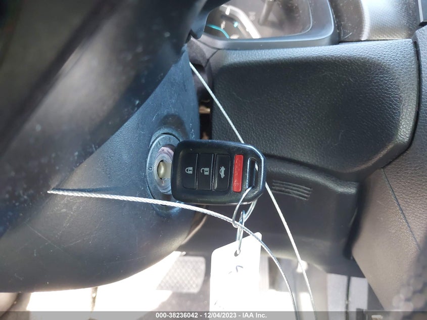 VIN 19XFC2F62KE207850 2019 HONDA CIVIC LX