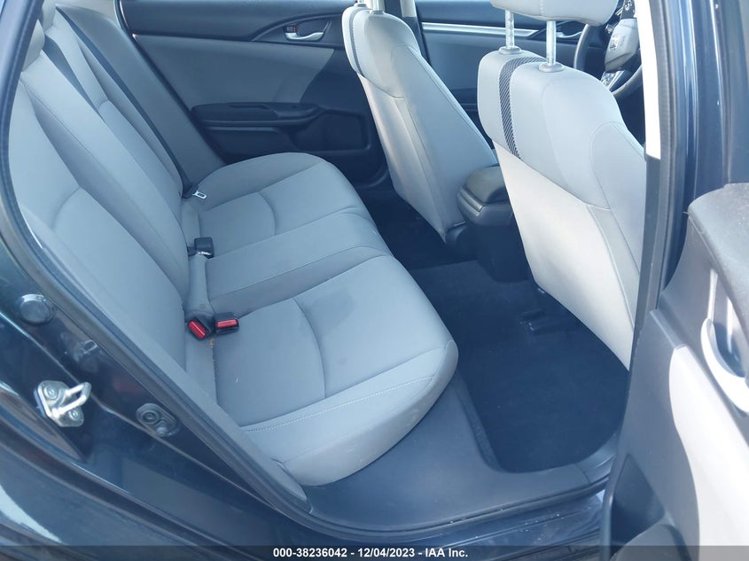 VIN 19XFC2F62KE207850 2019 HONDA CIVIC LX