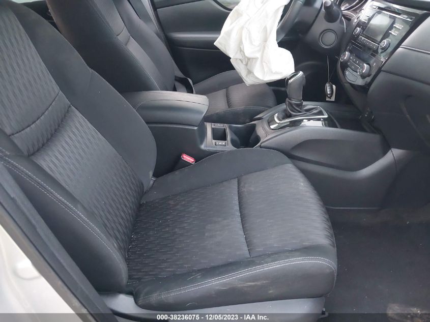2017 NISSAN ROGUE S/SV - KNMAT2MV6HP533700
