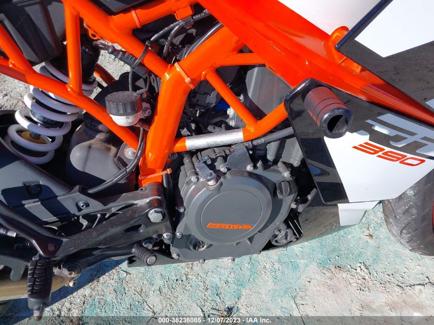2018 KTM 390 DUKE MD2JYJ408JC298014