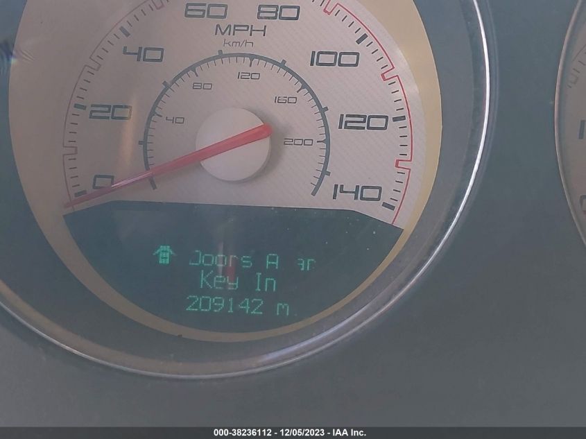 2013 DODGE CHALLENGER SXT - 2C3CDYAG3DH684124