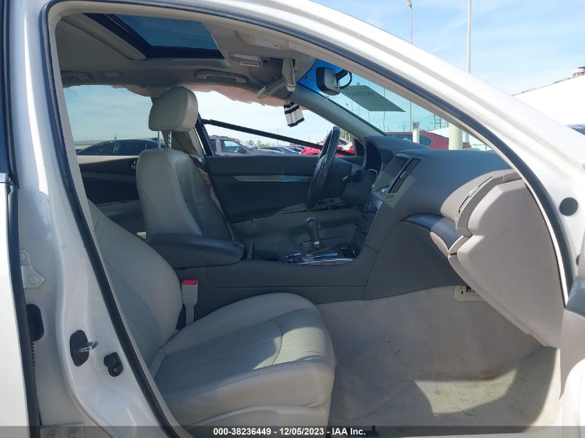 2013 INFINITI G37 JOURNEY JN1CV6AP6DM305307