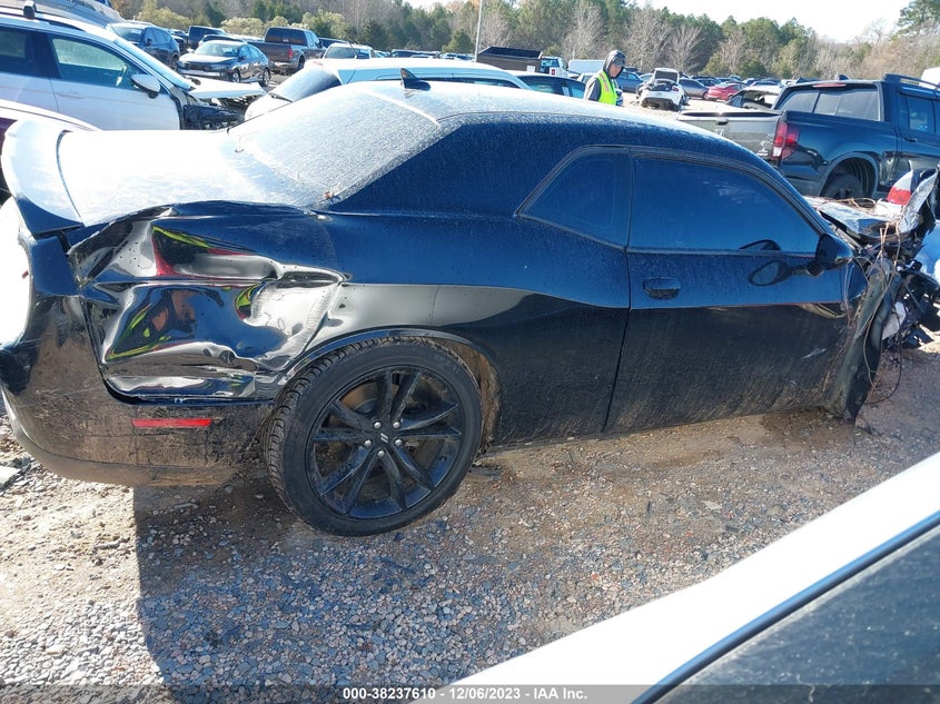 VIN 2C3CDZAG4JH333286 2018 DODGE CHALLENGER SXT