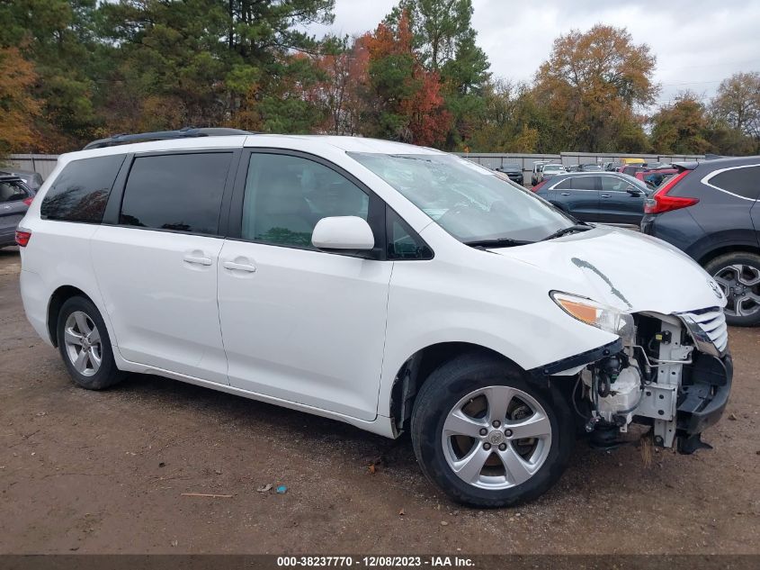 5TDKK3DC0GS700360 2016 TOYOTA SIENNA, photo no. 14