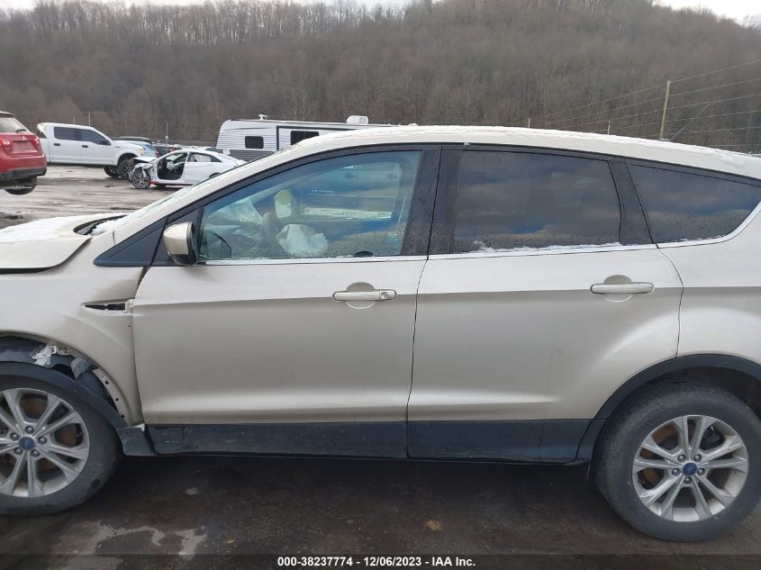 2017 FORD ESCAPE SE - 1FMCU9GD4HUC32535