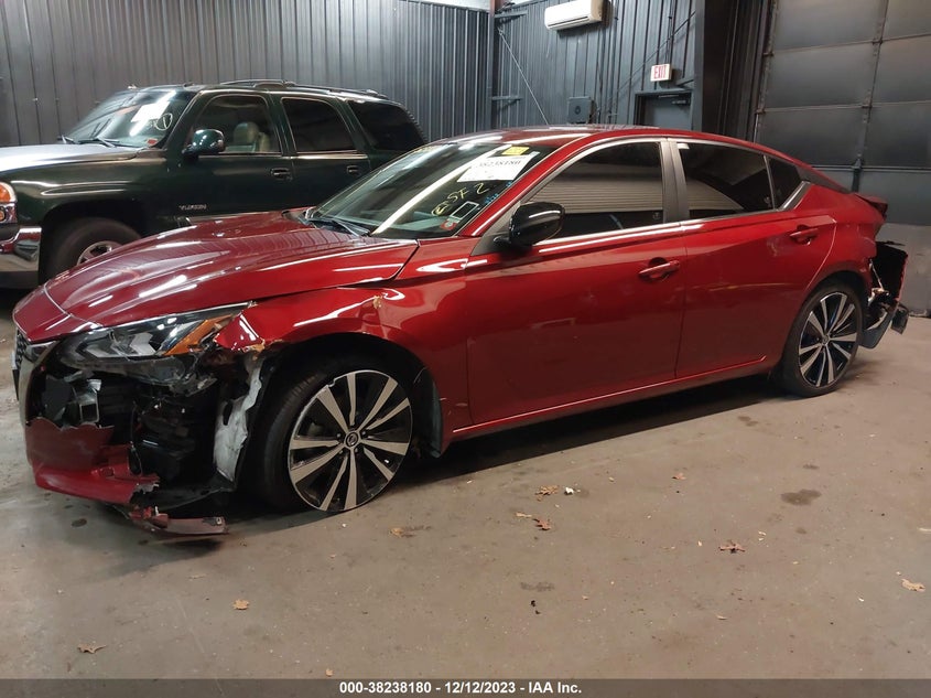 VIN 1N4BL4CV4NN302597 2022 NISSAN ALTIMA SR FWD