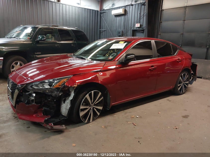 VIN 1N4BL4CV4NN302597 2022 NISSAN ALTIMA SR FWD
