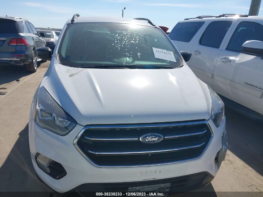 2019 FORD ESCAPE SE - 1FMCU0GD4KUB29473