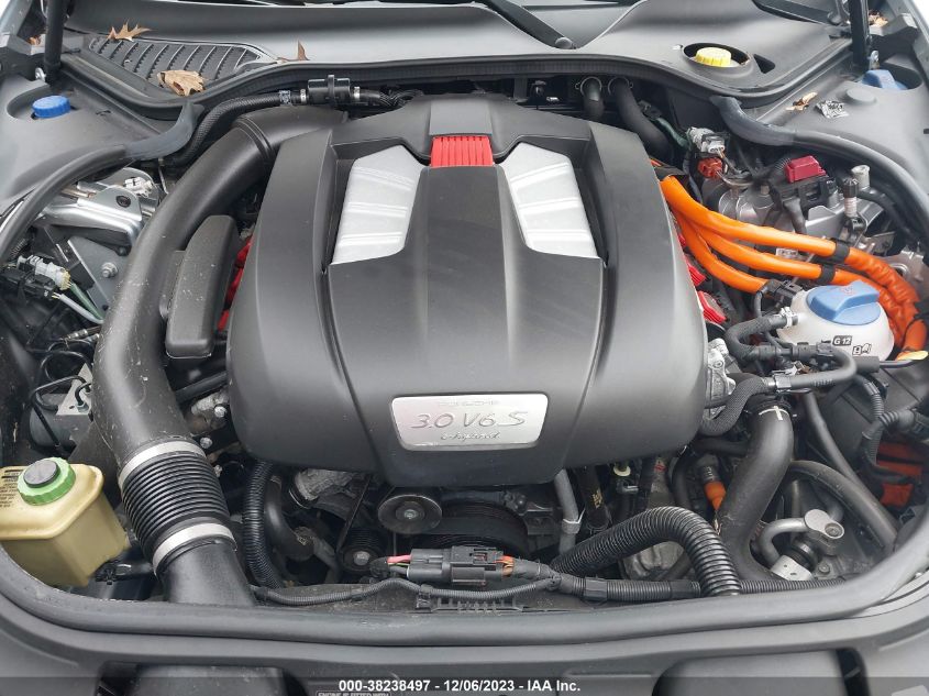 2014 PORSCHE PANAMERA E-HYBRID S - WP0AD2A72EL044541