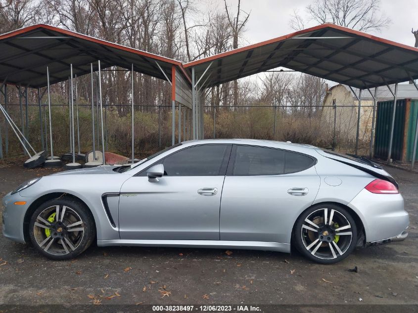2014 PORSCHE PANAMERA E-HYBRID S - WP0AD2A72EL044541