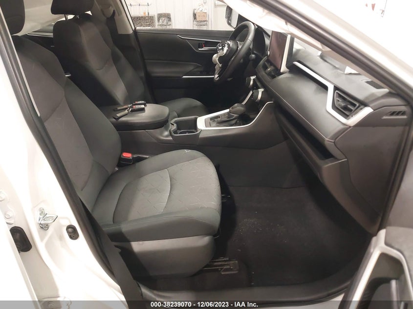 VIN 2T3P1RFV6PC344555 2023 TOYOTA RAV4 XLE/XLE PREMIUM