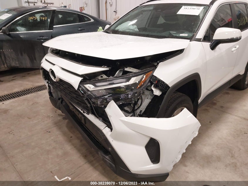 VIN 2T3P1RFV6PC344555 2023 TOYOTA RAV4 XLE/XLE PREMIUM